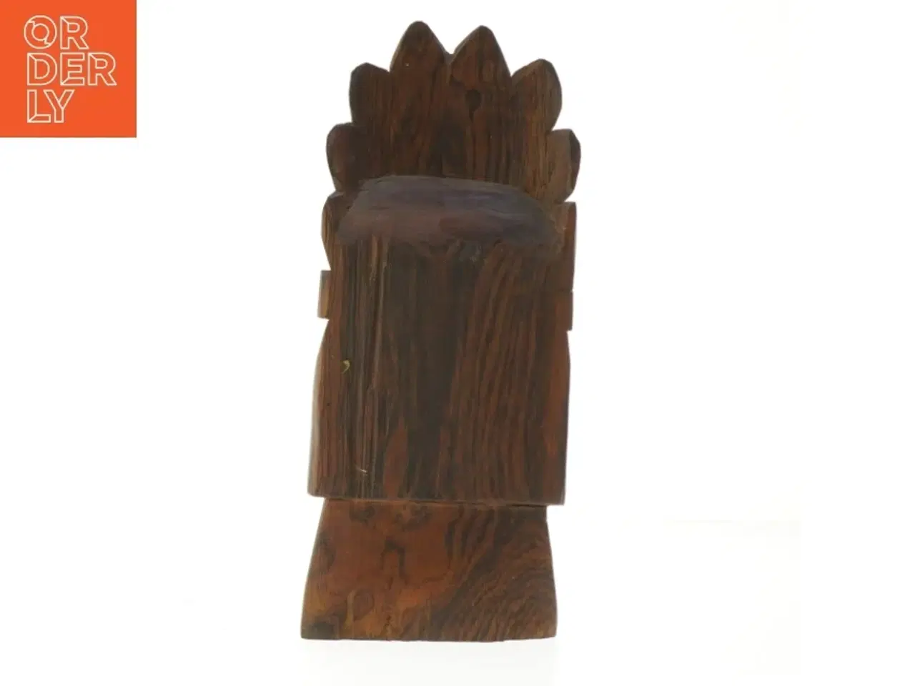 Billede 4 - Udskåret træfigur 34 cm (str. 34 cm)