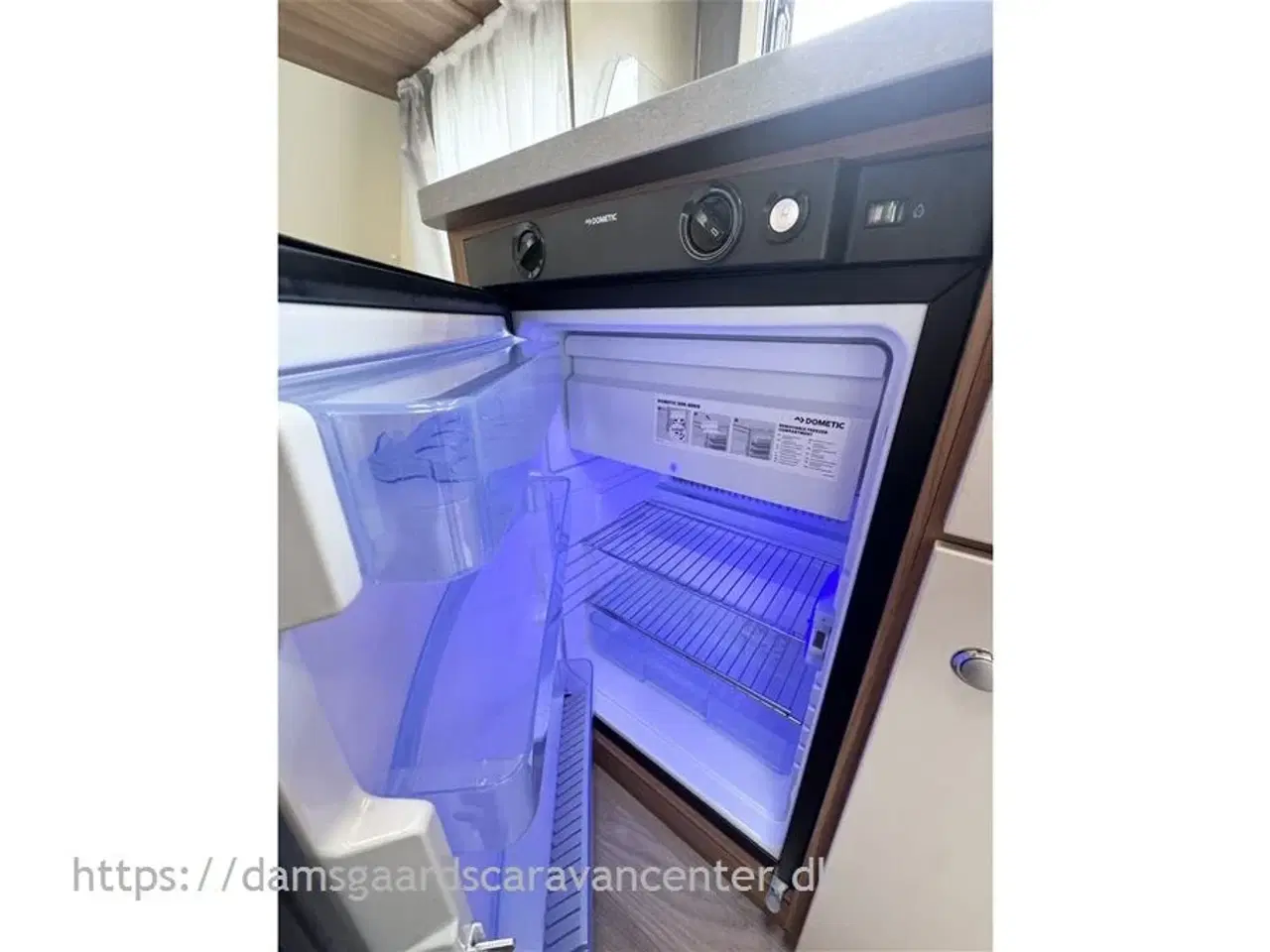 Billede 15 - 2018 - Weinsberg CaraOne 390 QD   Dobbeltseng-Gulvtemp.-Mover-Telt