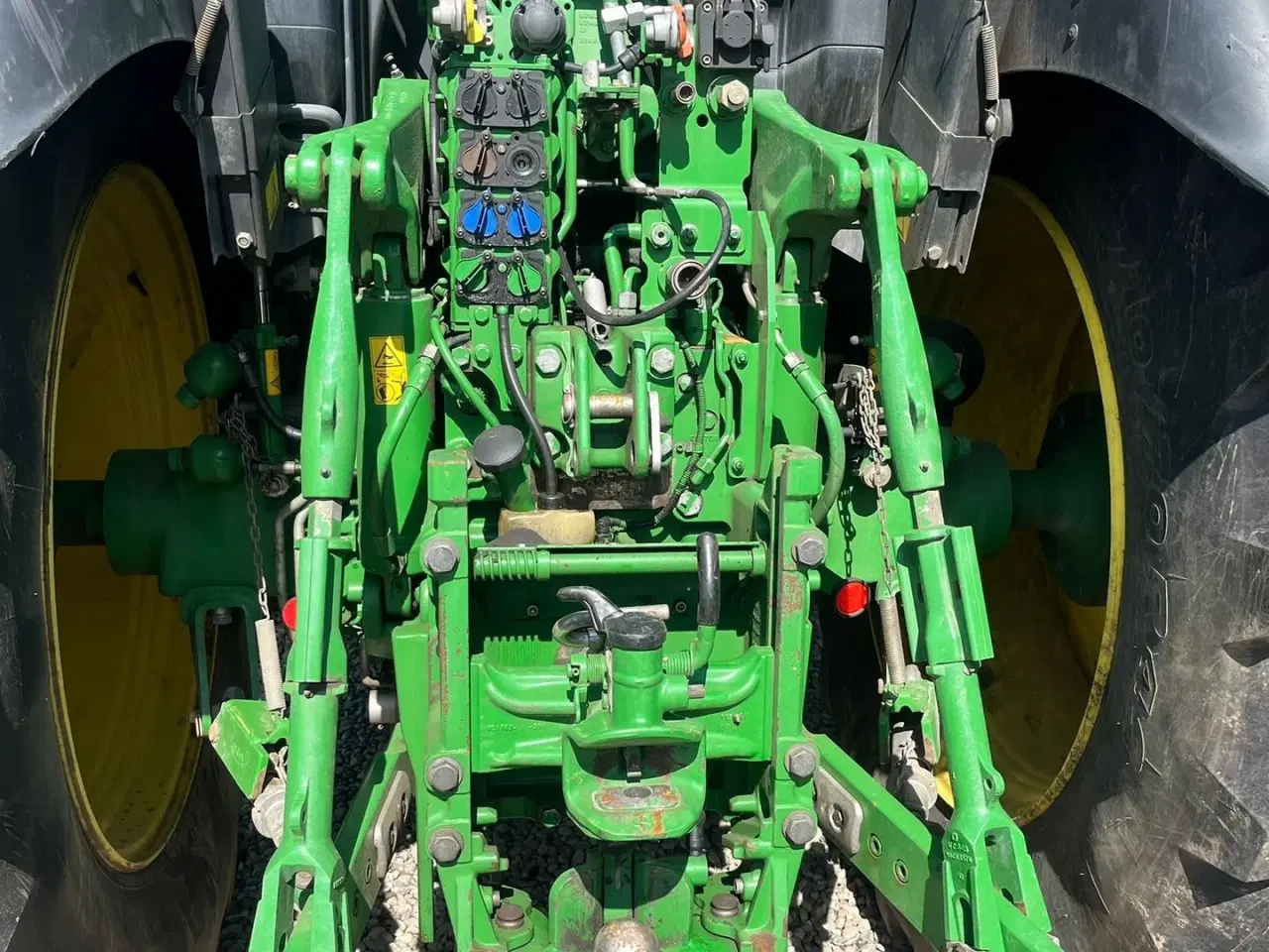 Billede 3 - John Deere 6215R Med frontlift og front PTO på