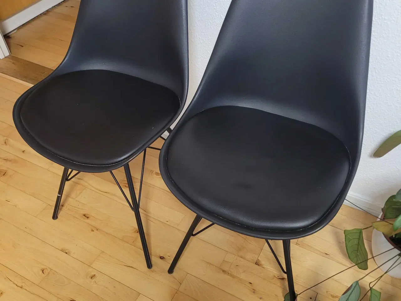 Billede 3 - Stole 2 stk plast 