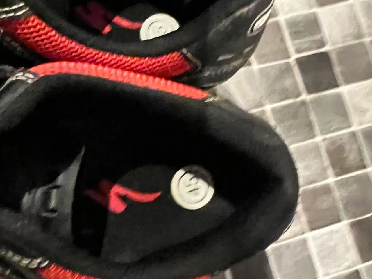 Billede 7 - Specialized cykelsko str. 45 sort/rød