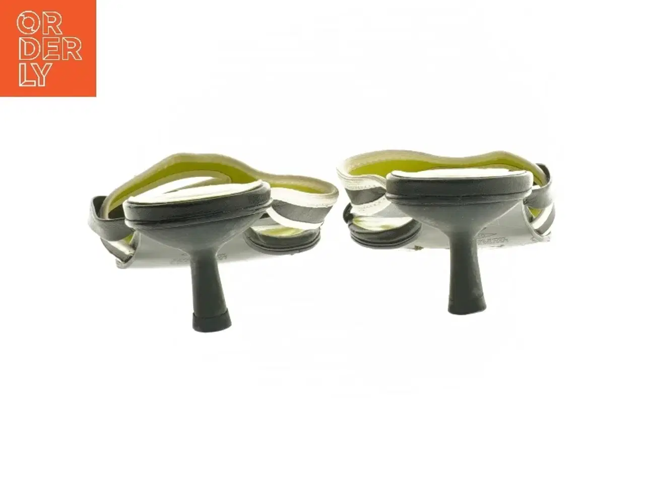 Billede 4 - Sorte og hvide læder stiletter fra Bronx (str. 40)