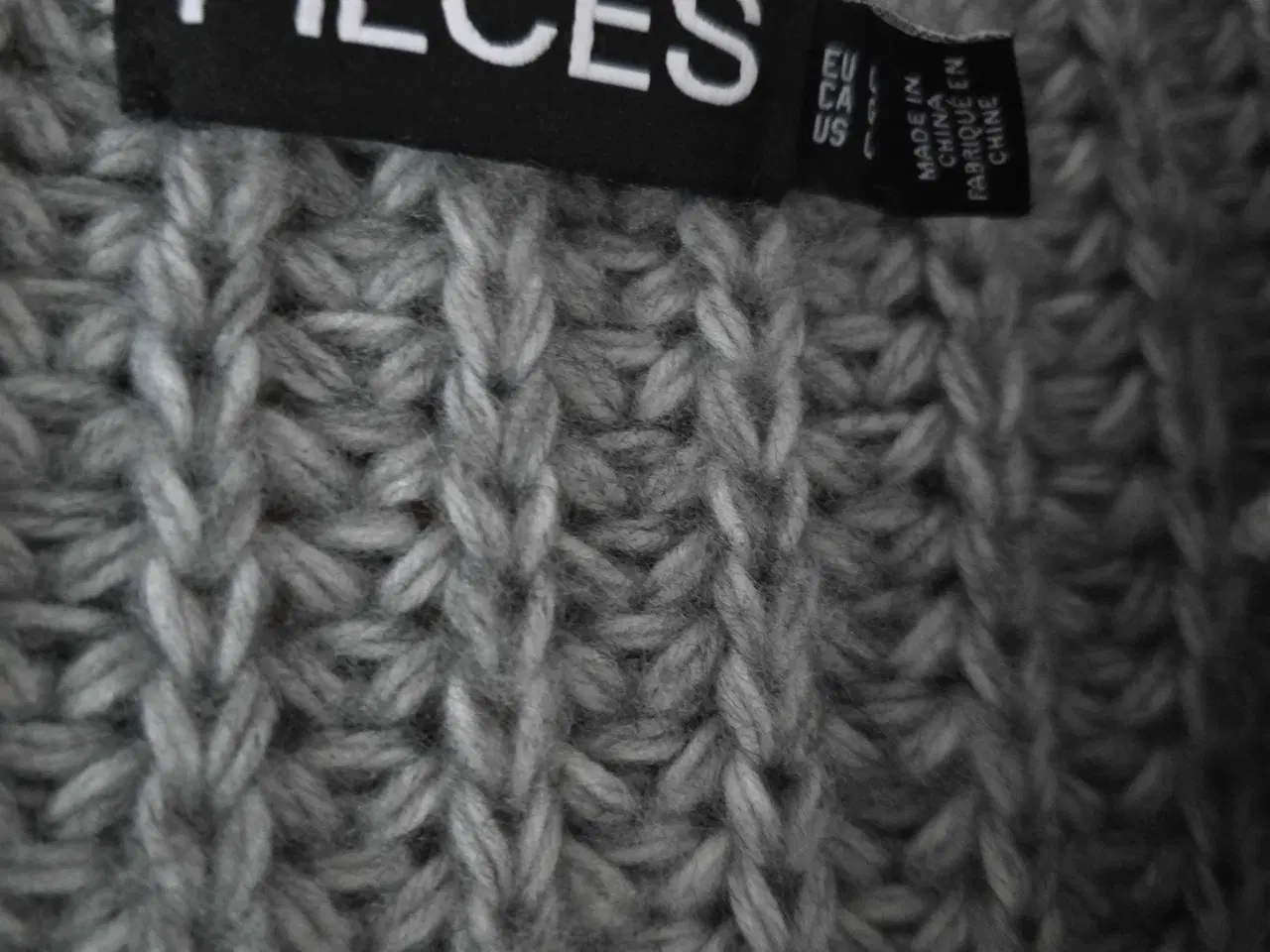 Billede 2 - Rigtig fine sorteblazer ,strik cardigan 