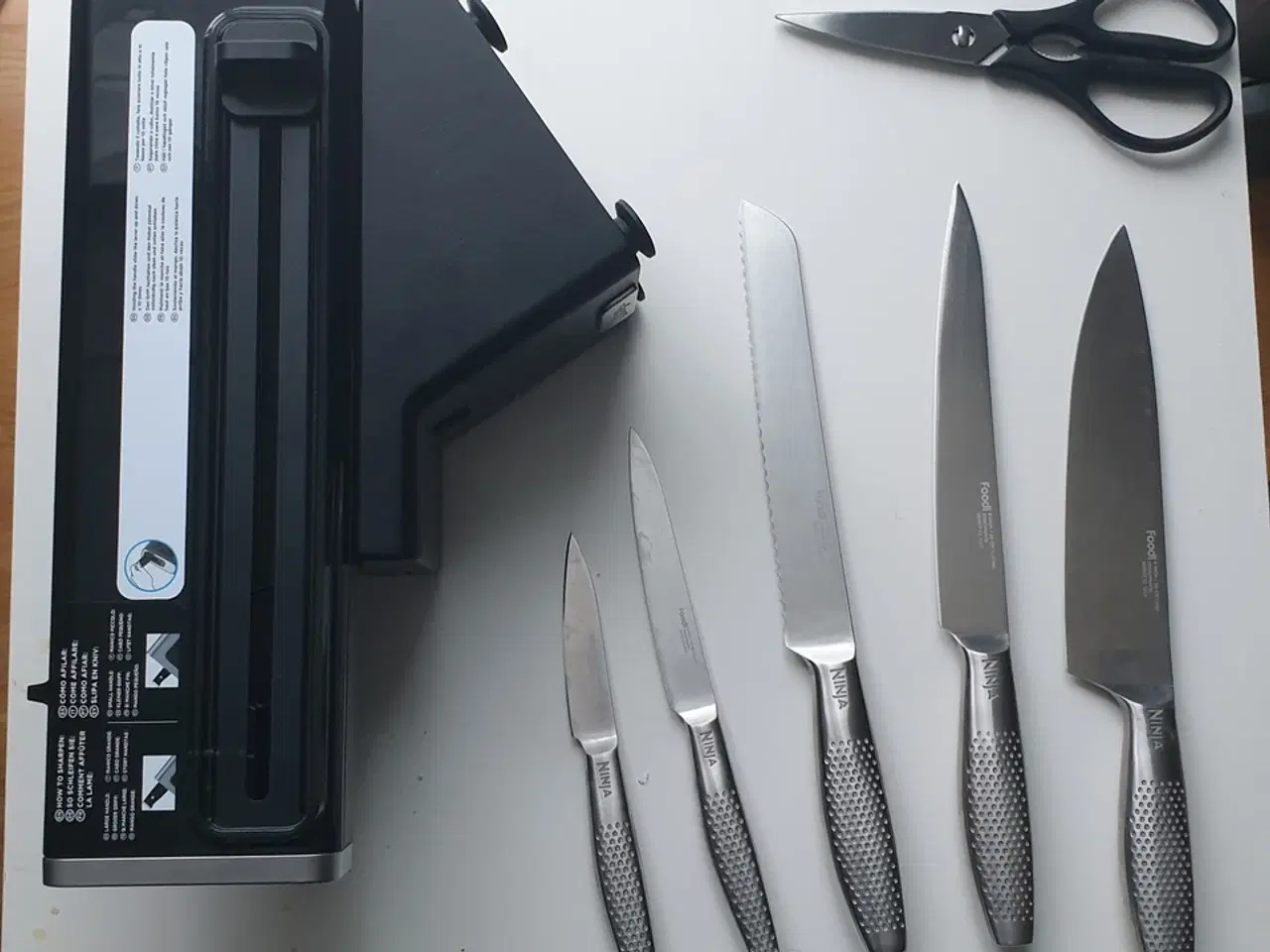 Billede 3 - Ninja StaySharp Knivblok knivsæt Sliber, 5 Knive