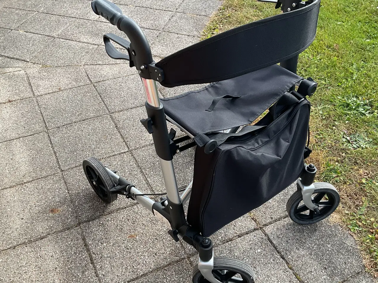 Billede 3 - Rollator sælges
