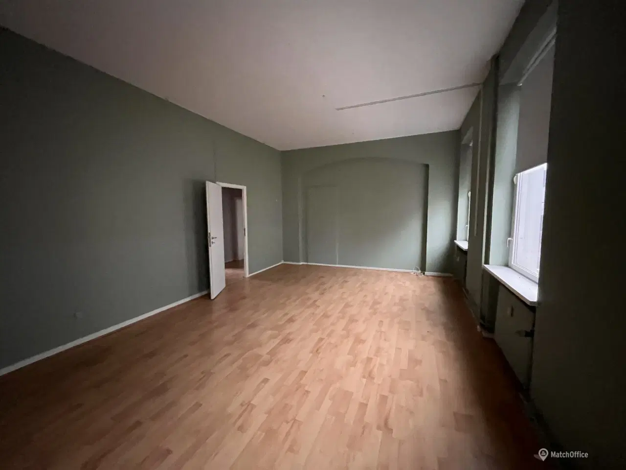 Billede 6 - Billigt kontorlejemål for den der vil sætte lidt i stand