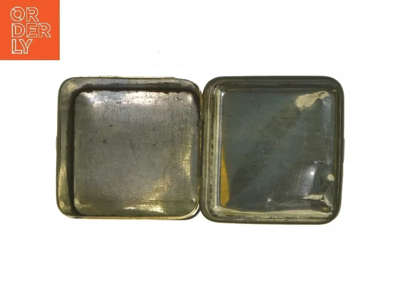 Billede 4 - Dekorativ metaldåse med japansk motiv (str. 12x9x9 cm)