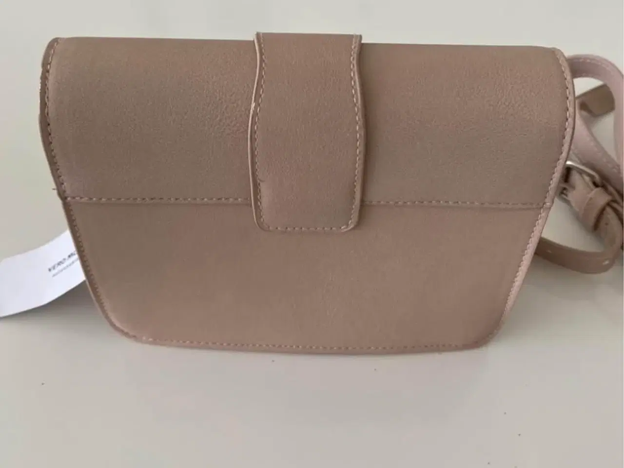 Billede 2 - Dametaske med rem til skulder