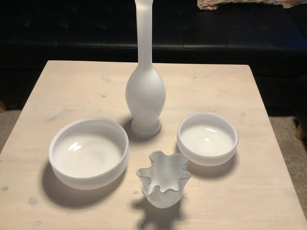 Billede 2 - Hvid glas vaser og skåle sæt 