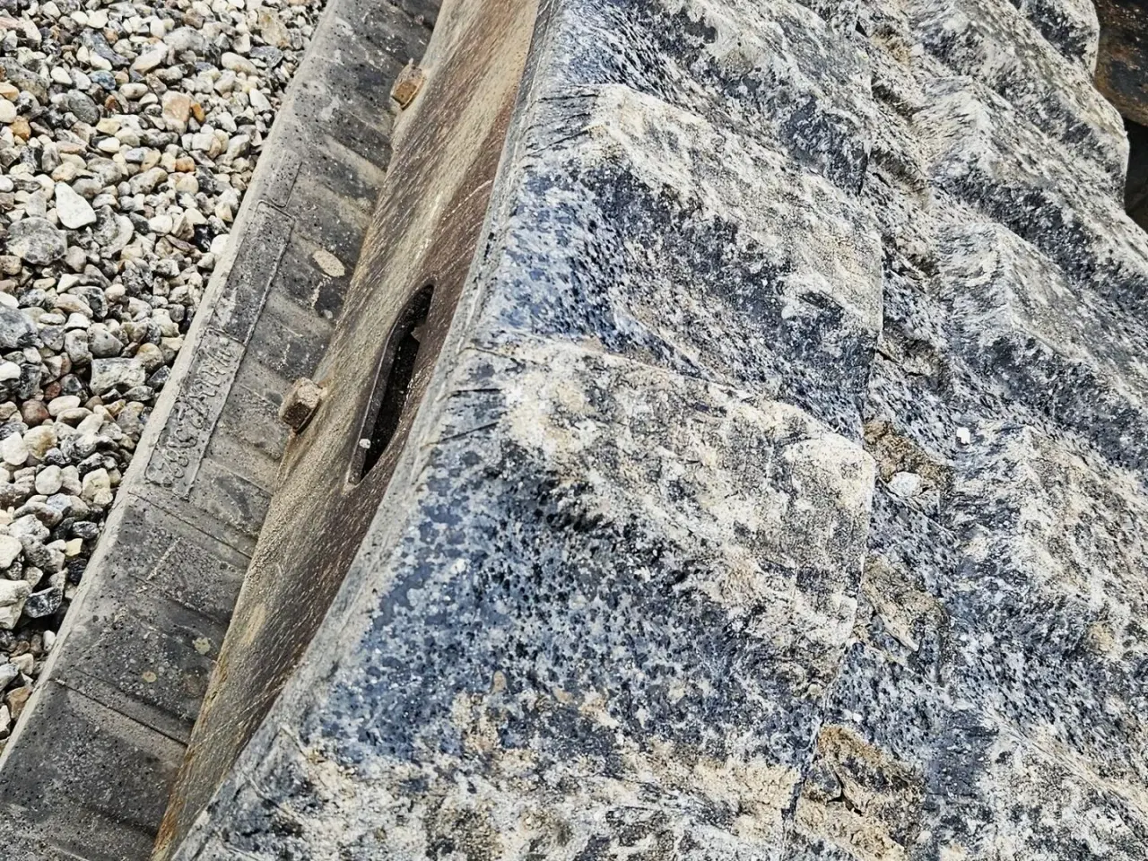 Billede 11 - IHI 65NX / rotortilt / 4600 timer / årgang 2006