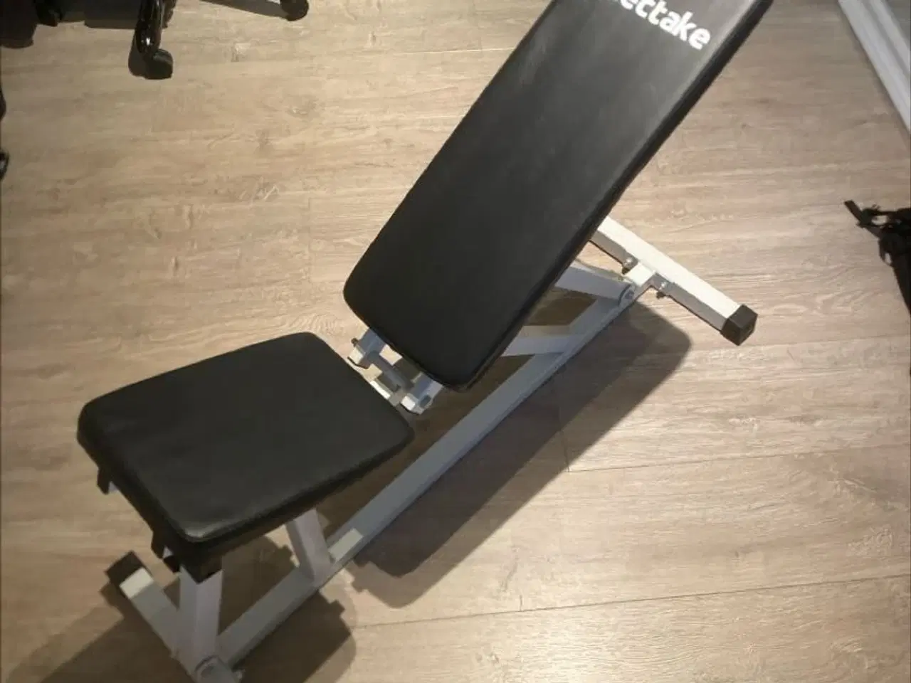 Billede 1 - Justerbar træningsbænk i sort 