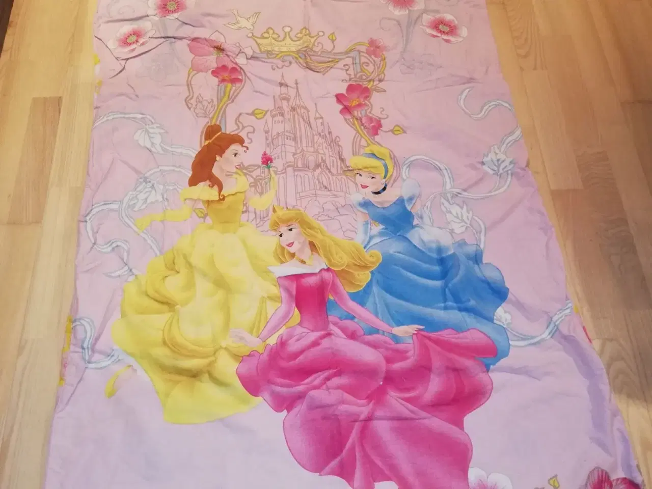 Billede 1 - Junior sengesæt med prinsesser