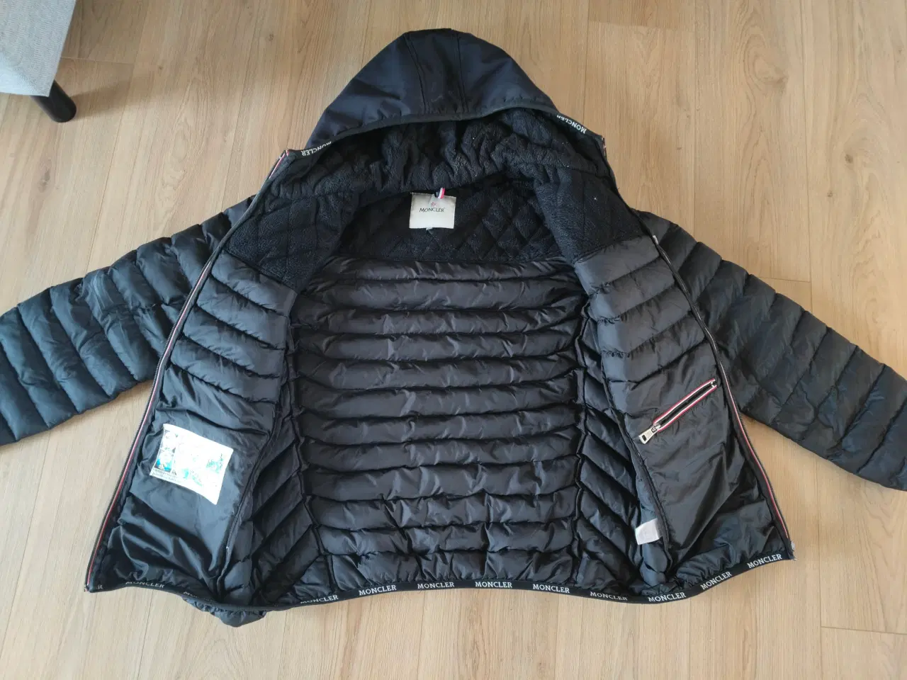 Billede 2 - Moncler jakke XXL