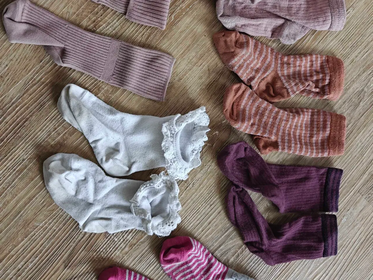 Billede 1 - Pige strømper str 24-28 Hummel, MP, Lil Atelier