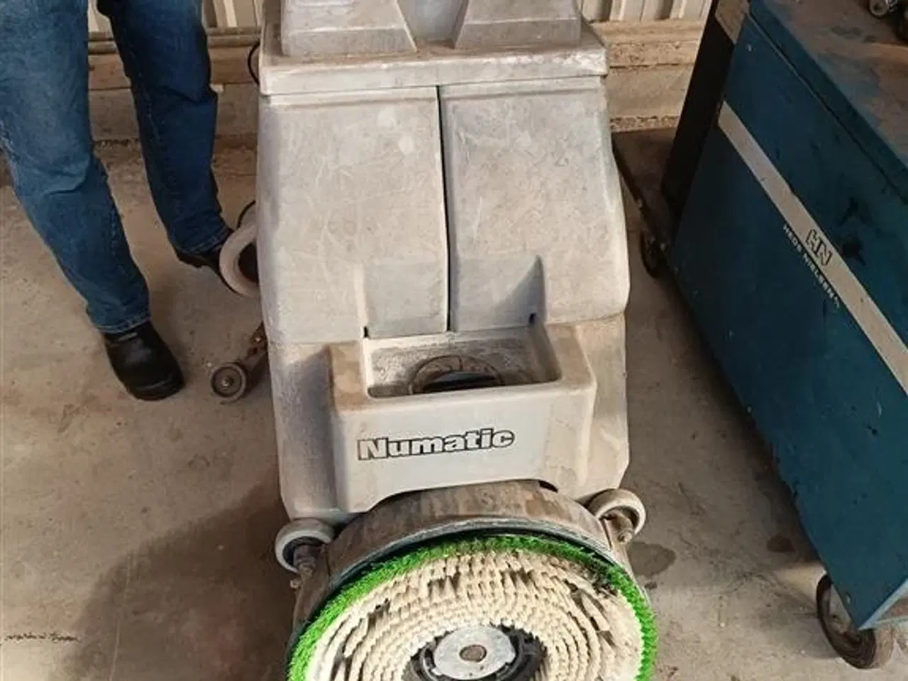 Billede 2 - - - - Numatic TT 345 T