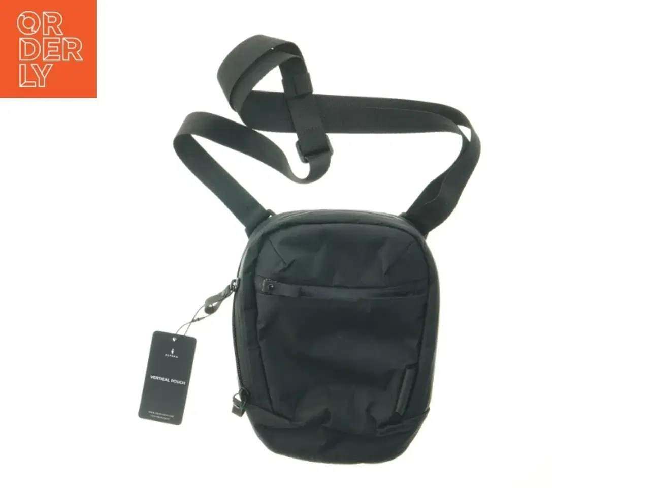 Billede 1 - Sort crossbody taske fra Alpaka (str. 25x20 cm)