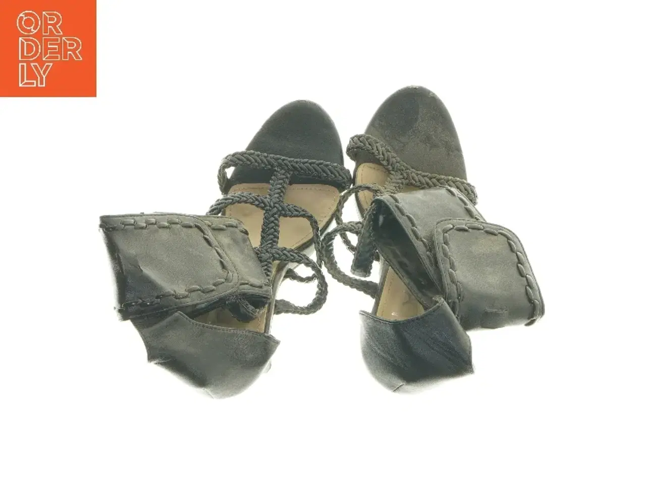 Billede 4 - Sorte stiletter med flettede detaljer fra Joy (str. 36 )