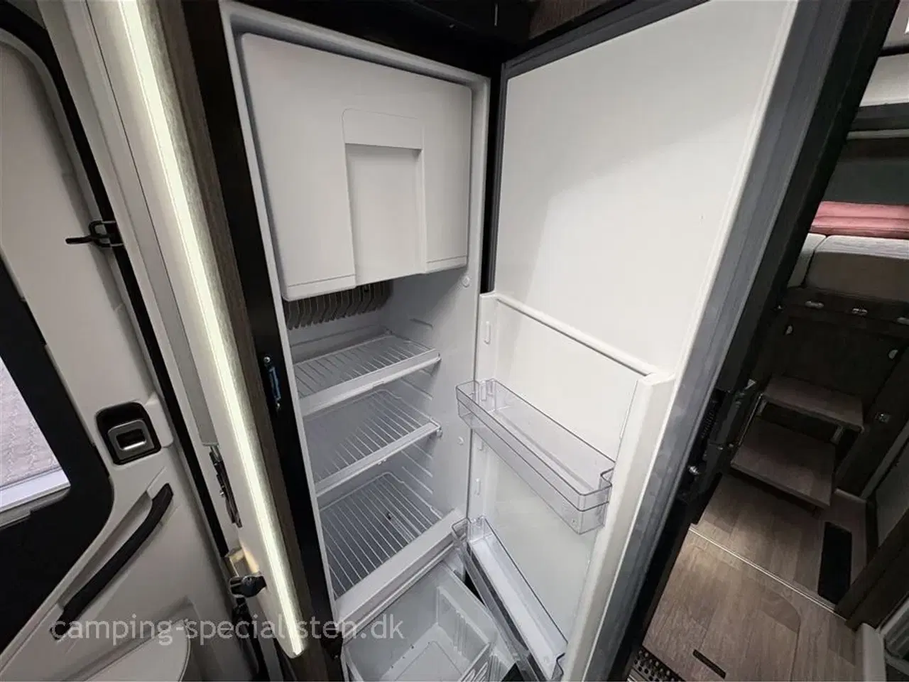 Billede 10 - 2021 - Benimar Amphitryon 967 Northautokapp   Benimar Amphitryon 967 Northautokapp Alde 2021 - Se den nu hos Camping-Specialisten.dk