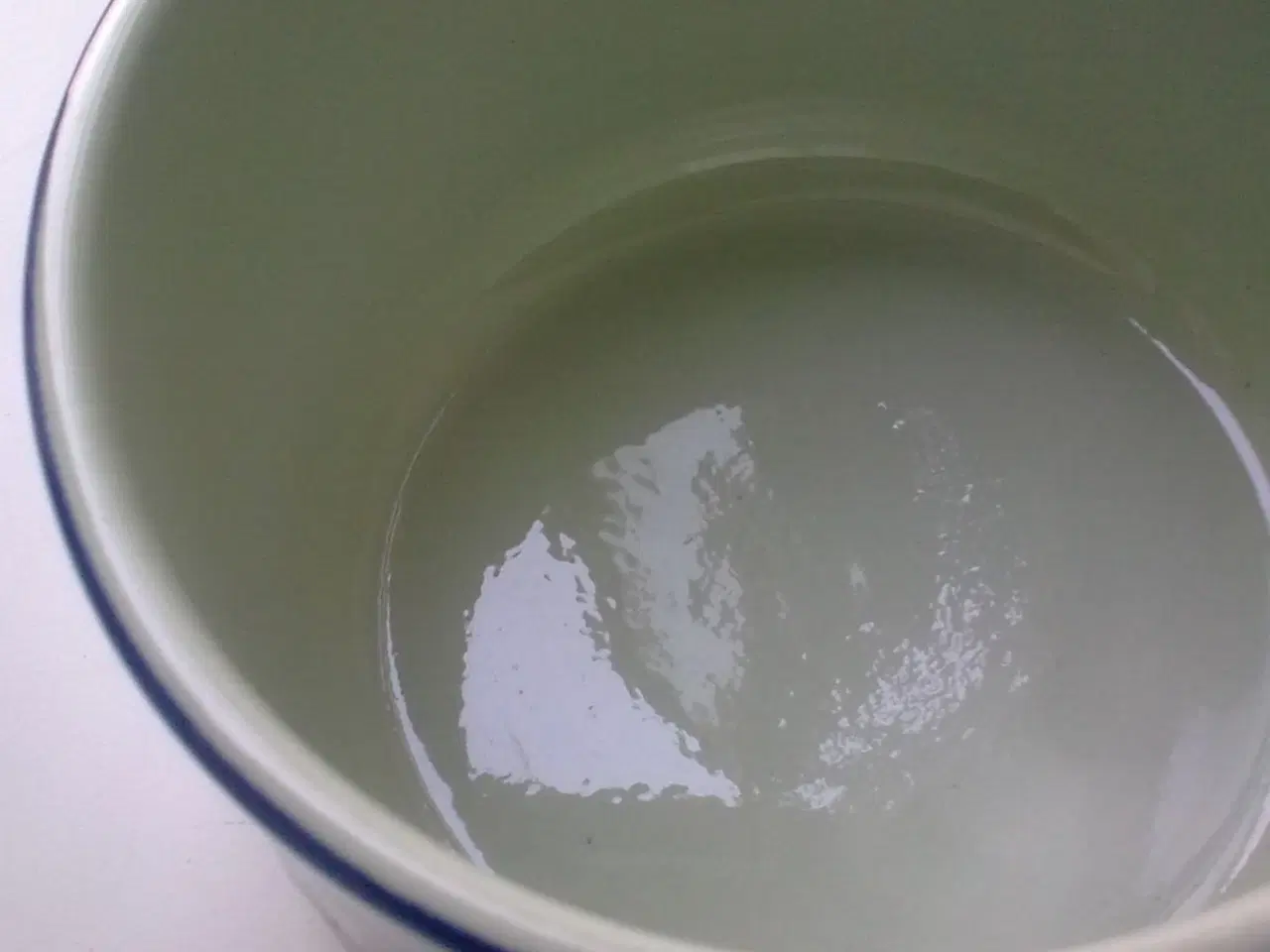 Billede 3 - Rød GRIM typografi UBRUGELIG skål KNABSTRUP