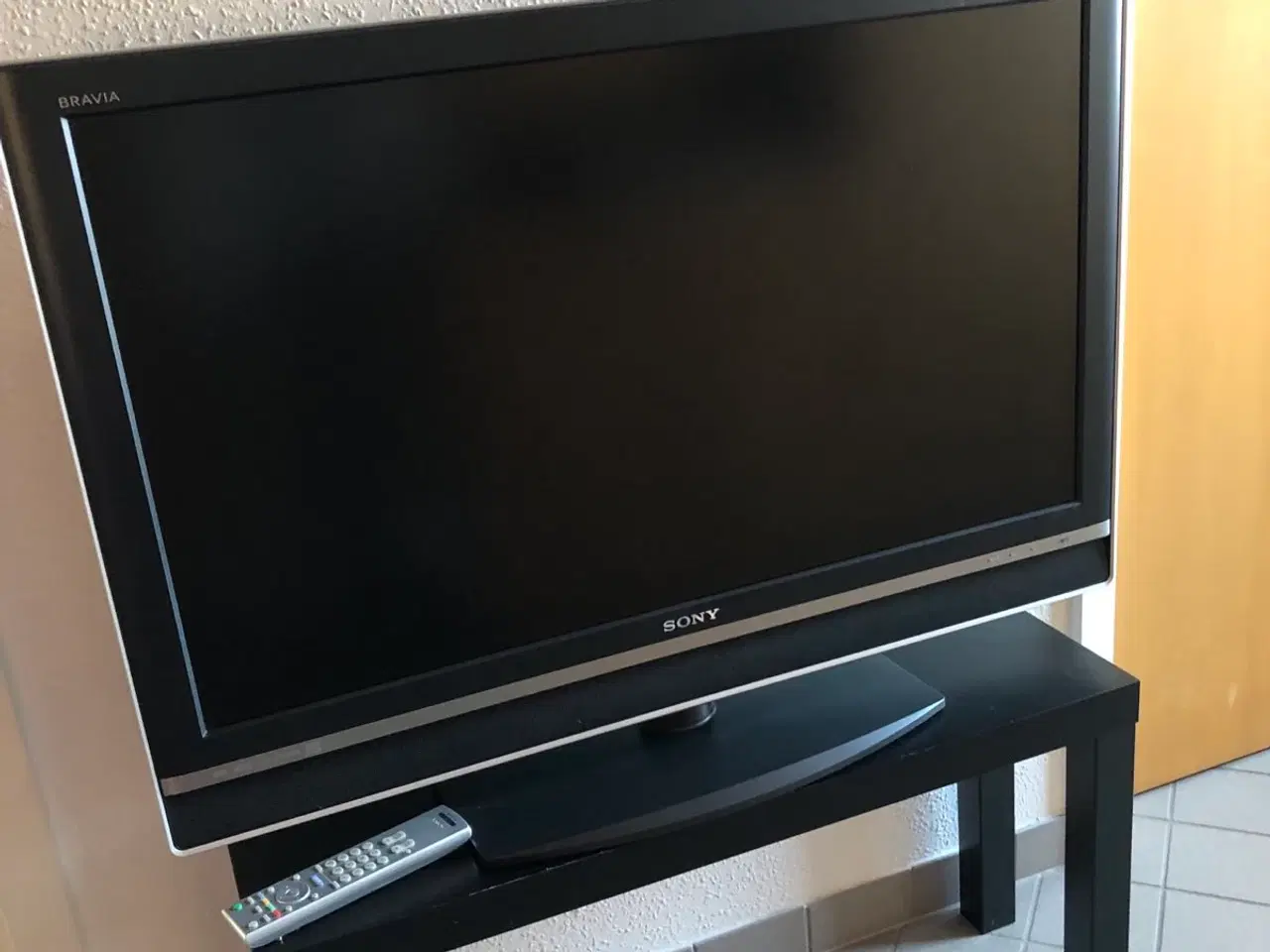 Billede 1 - Sony TV med Tv bord