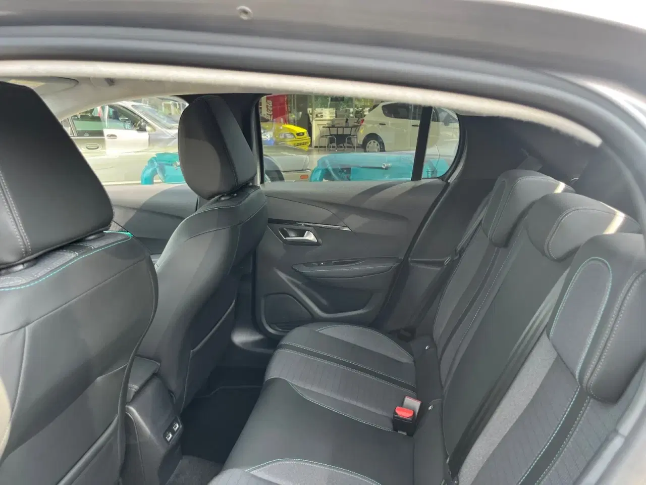 Billede 6 - Peugeot 208 1,2 PureTech 100 Allure EAT8