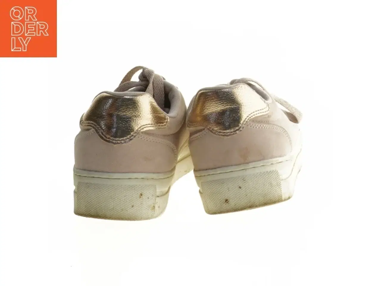 Billede 2 - Brugte sneakers i størrelse 38 fra NANOK (str. 38 )