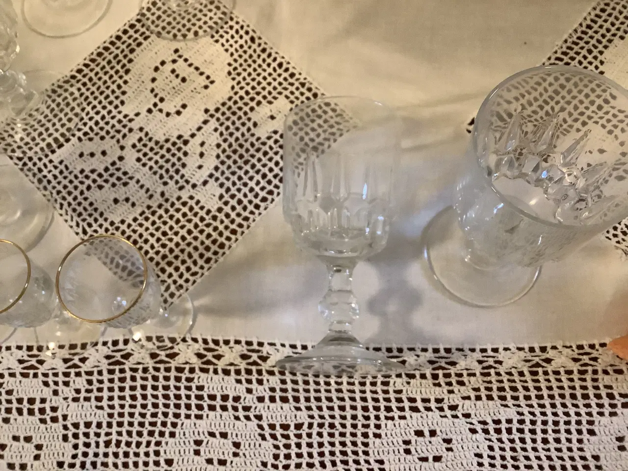 Billede 3 - Kongeå glas med flere. 