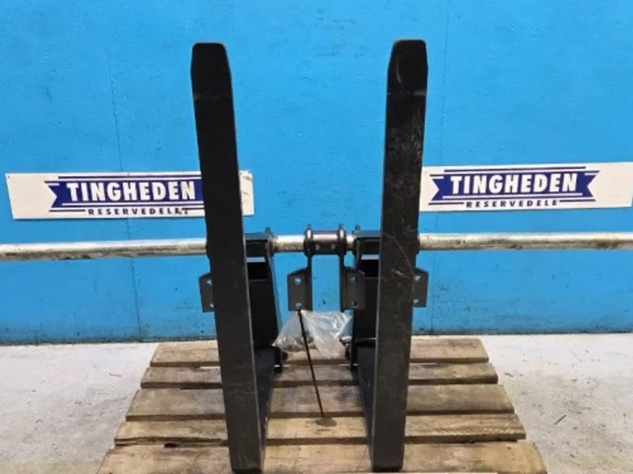 Billede 16 - New Holland B115C Pallegafler Kit 87310367