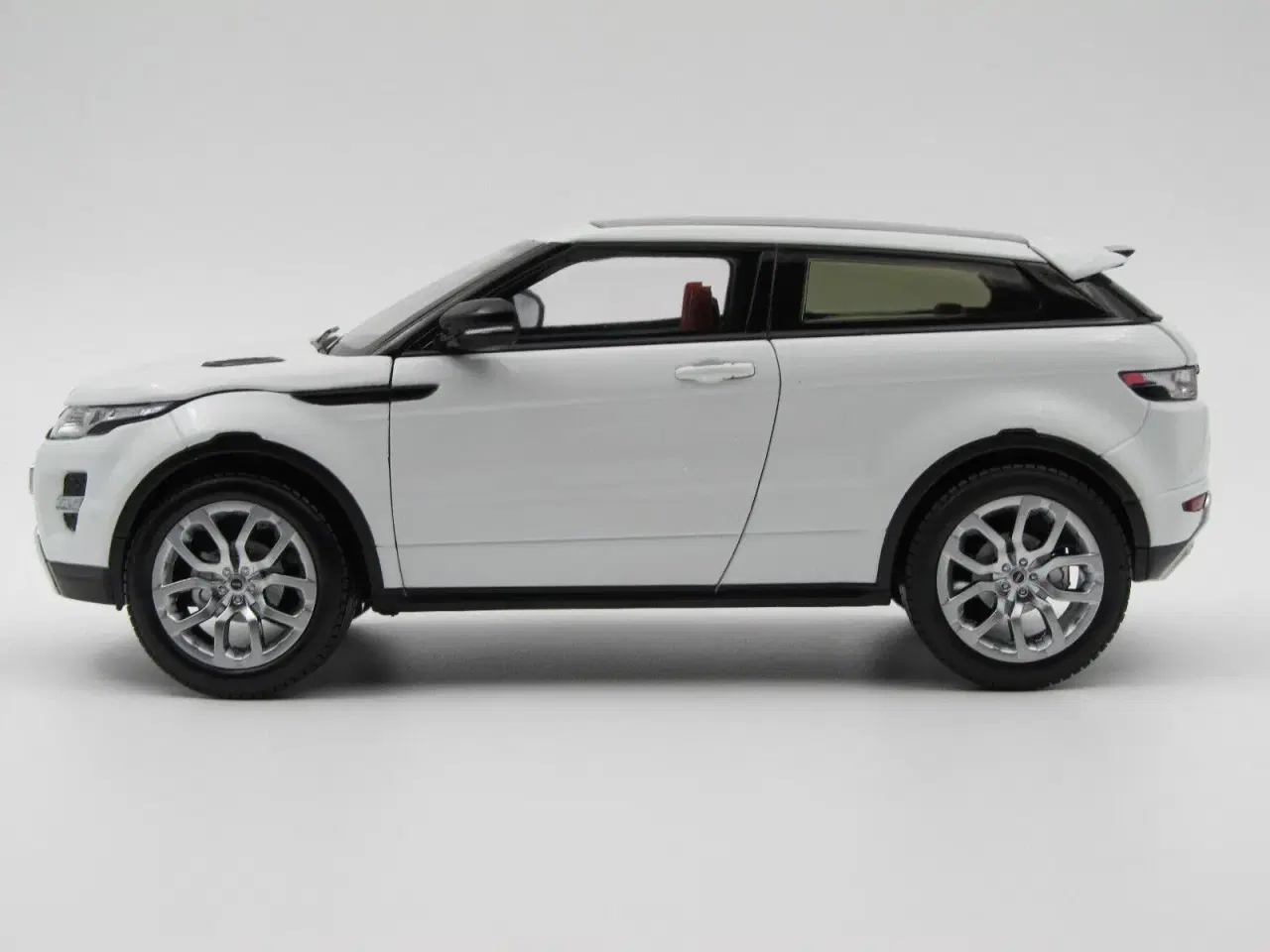 Billede 2 - 2011 Range Rover Evoque 1:18 