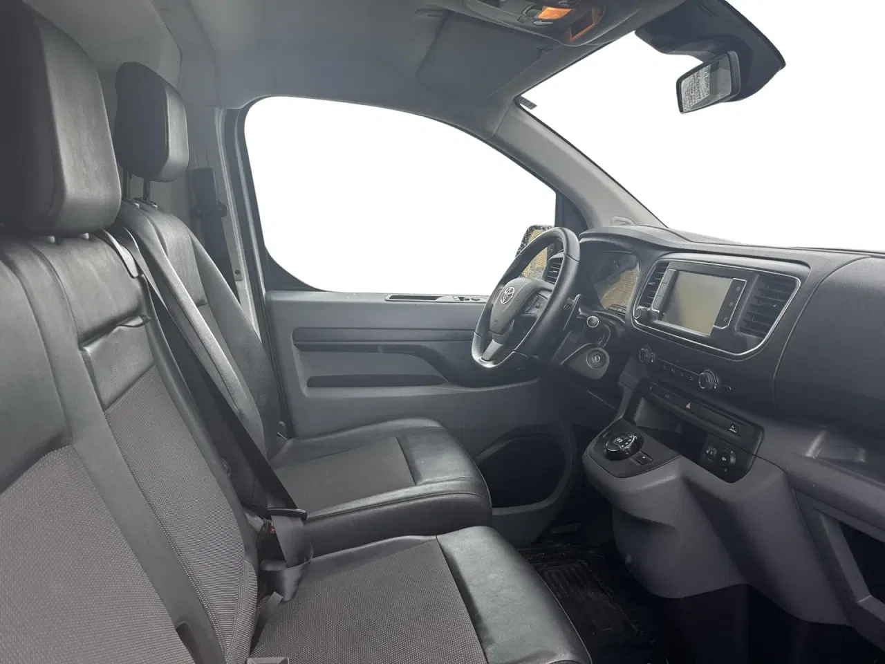 Billede 7 - Toyota Proace Long 2,0 D Comfort Master To skydedør, bagklap 144HK Van 8g Aut.