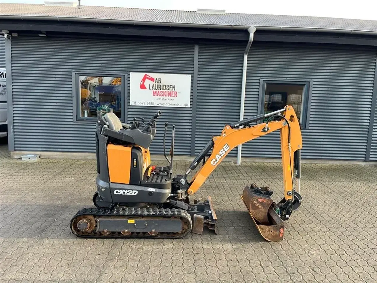 Billede 1 - Case CX12D compactilt + 2 skovle