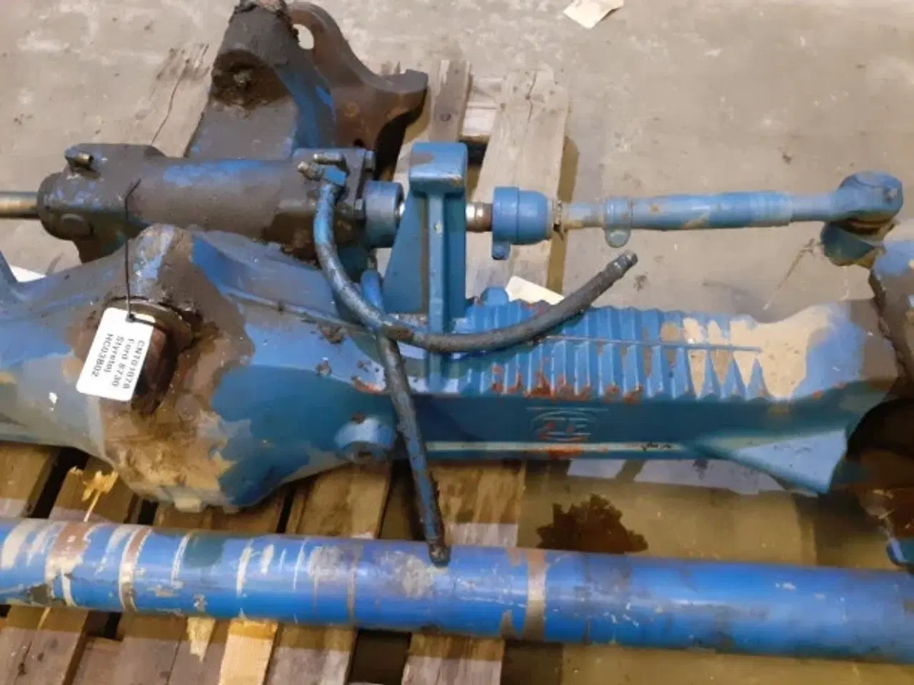 Billede 11 - Ford 8730 Foraksel