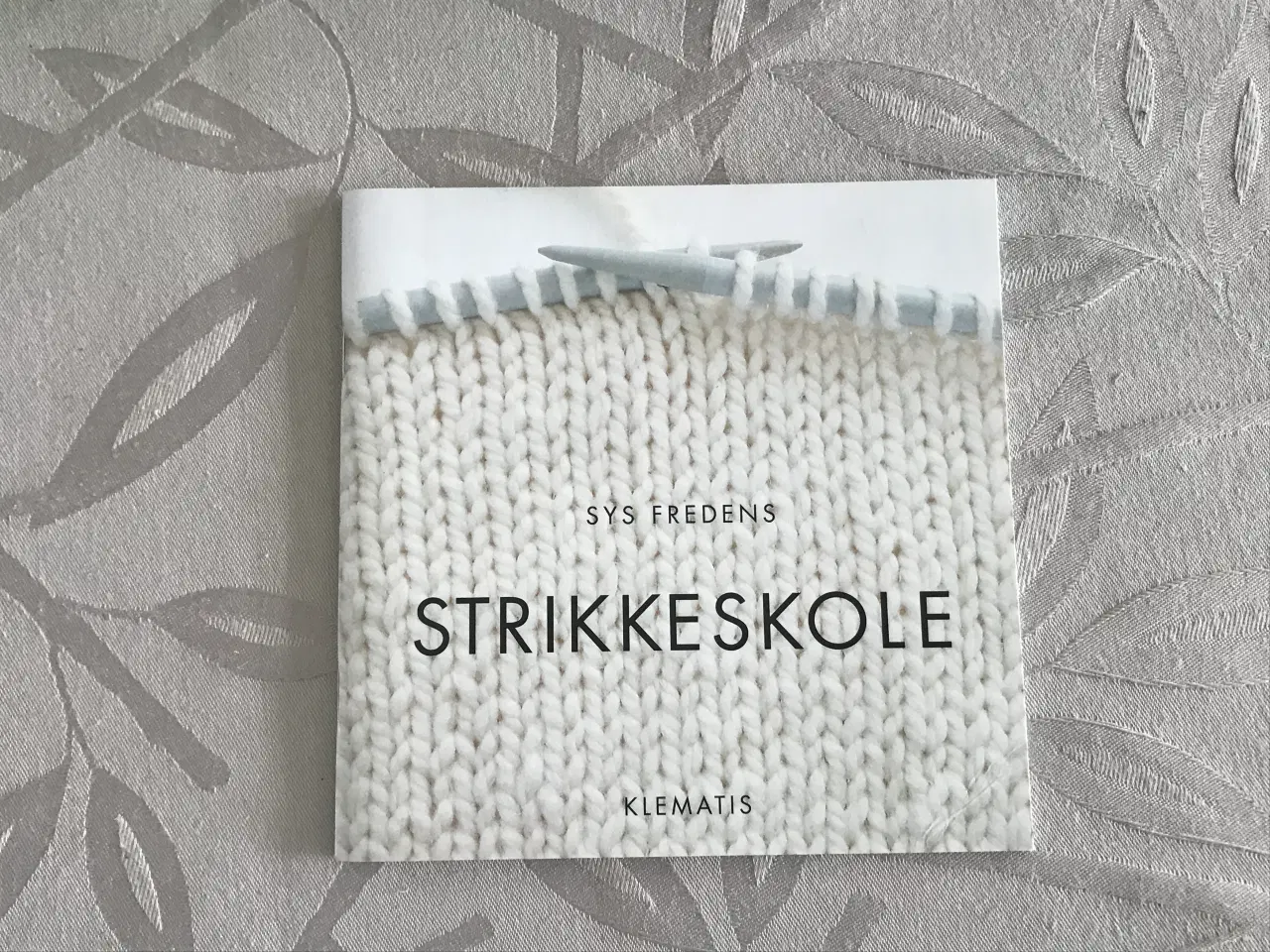 Billede 1 - Strikkeskole  af Sys Fredens