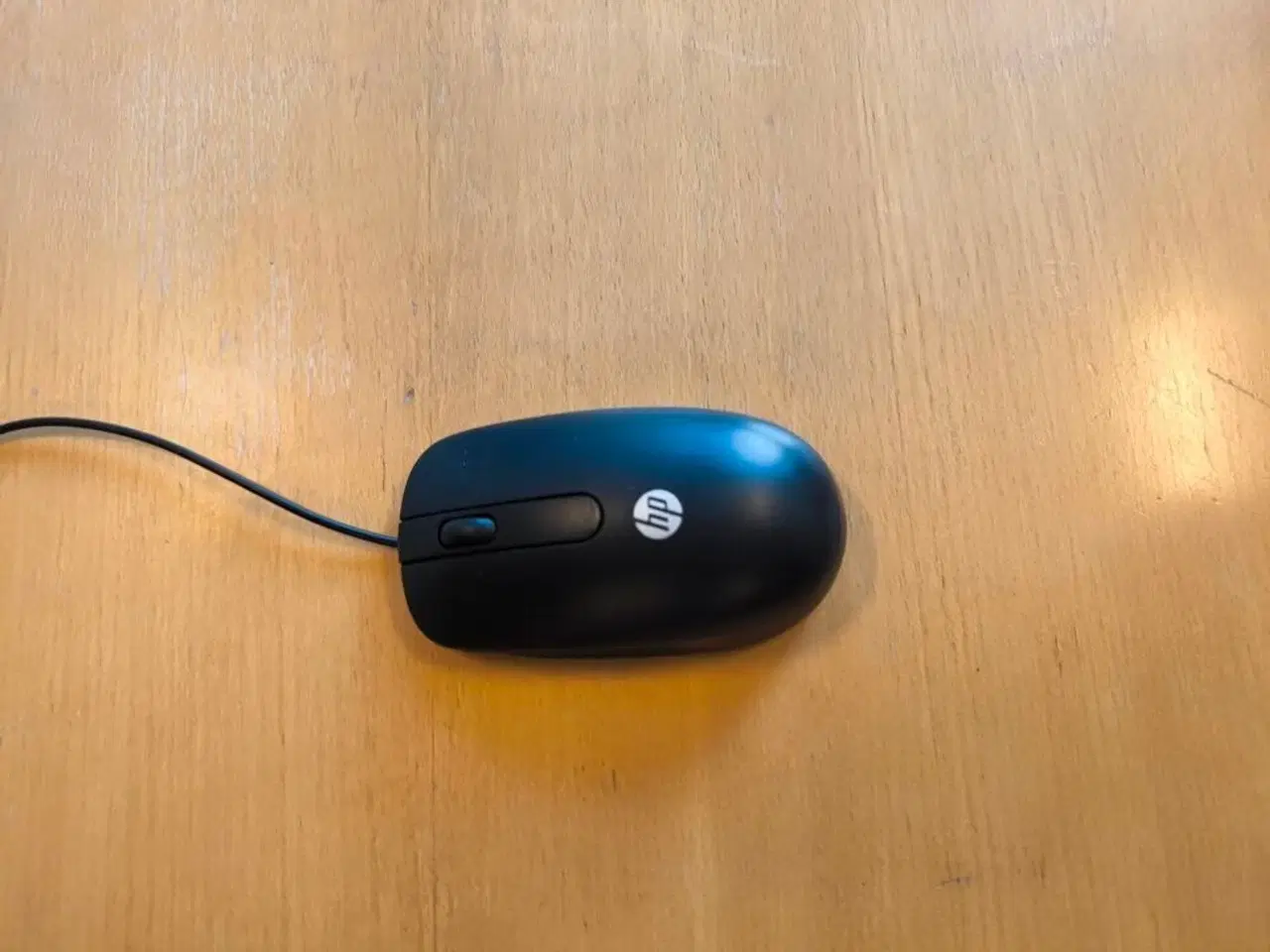 Billede 2 - Skærm 22" m. tastatur HP L2206w (PC medfølger ikke)