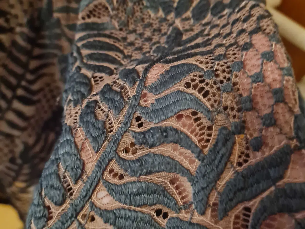 Billede 8 - Grøn cardigan str M 46-48 fra Zizzi 