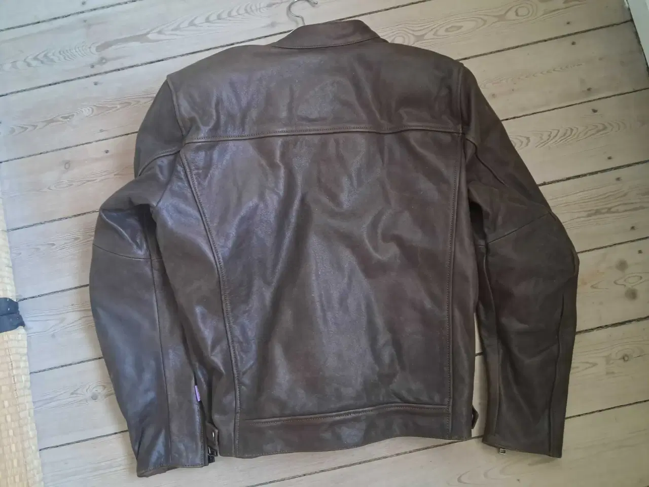 Billede 2 - XL læderjakke