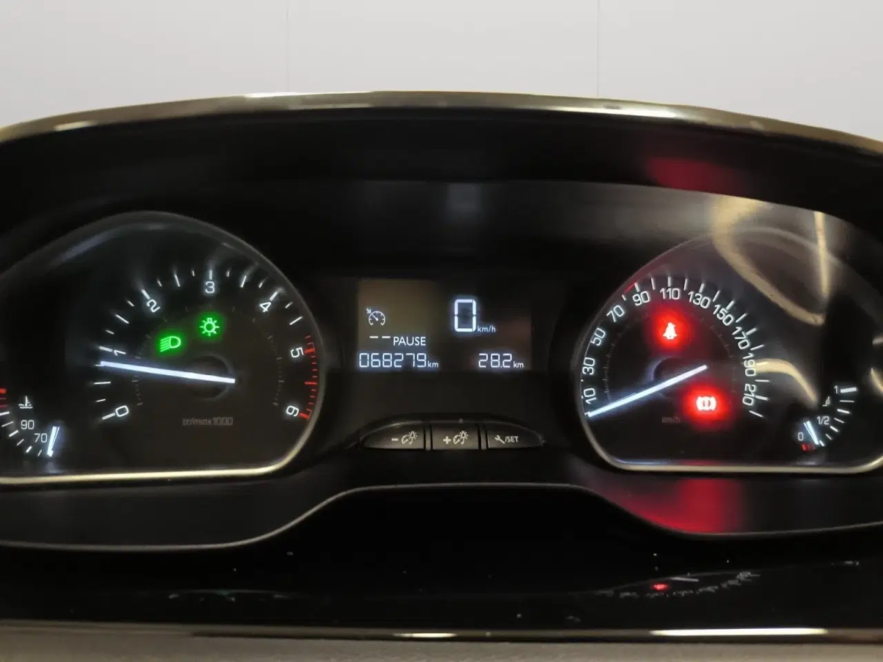 Billede 7 - Peugeot 208 1,6 BlueHDi 100 Desire