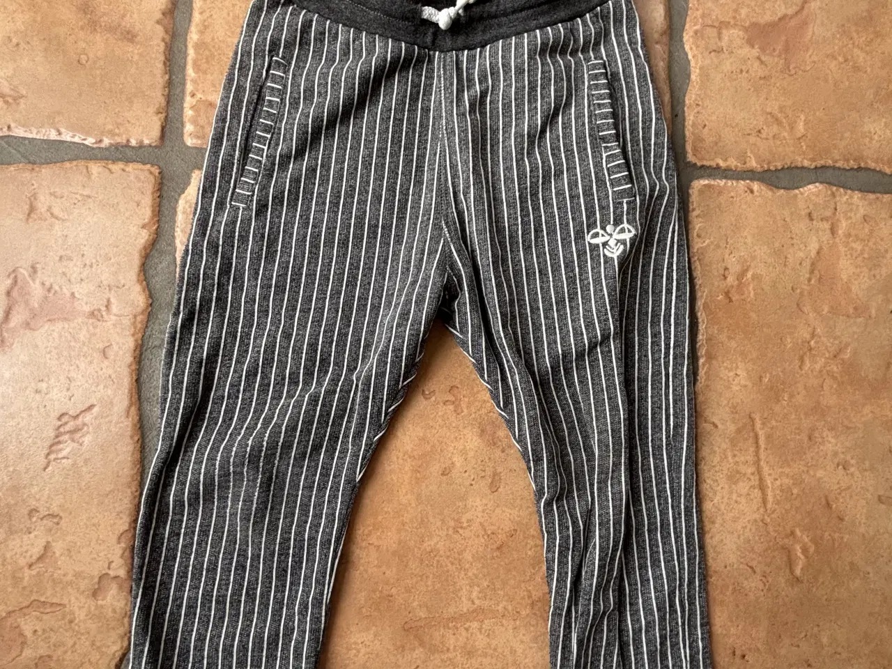Billede 15 - Petit by Sofie Schnoor bukser str. 104