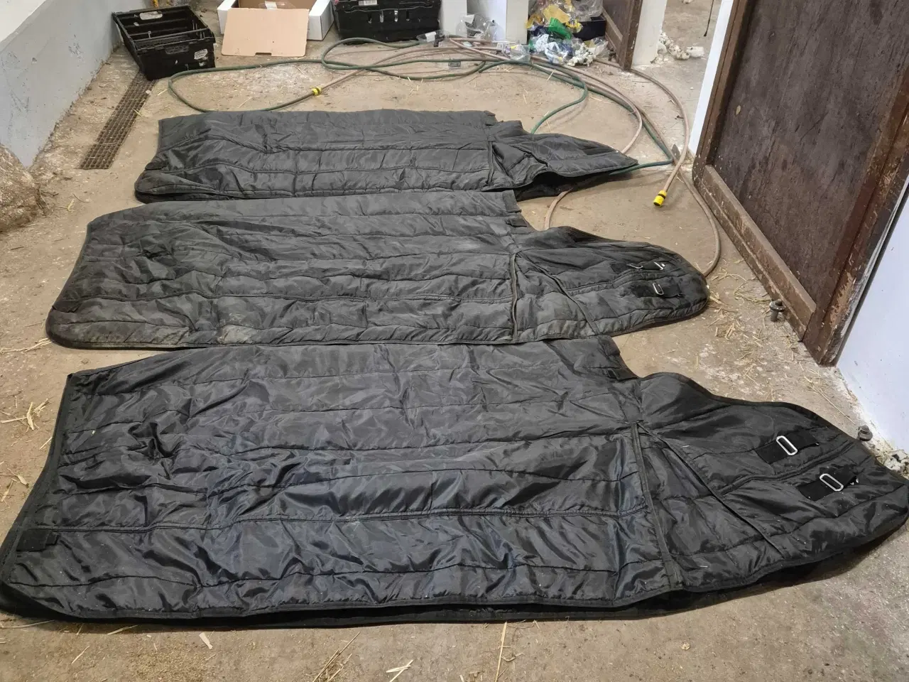 Billede 4 - Dækken pakke str 155