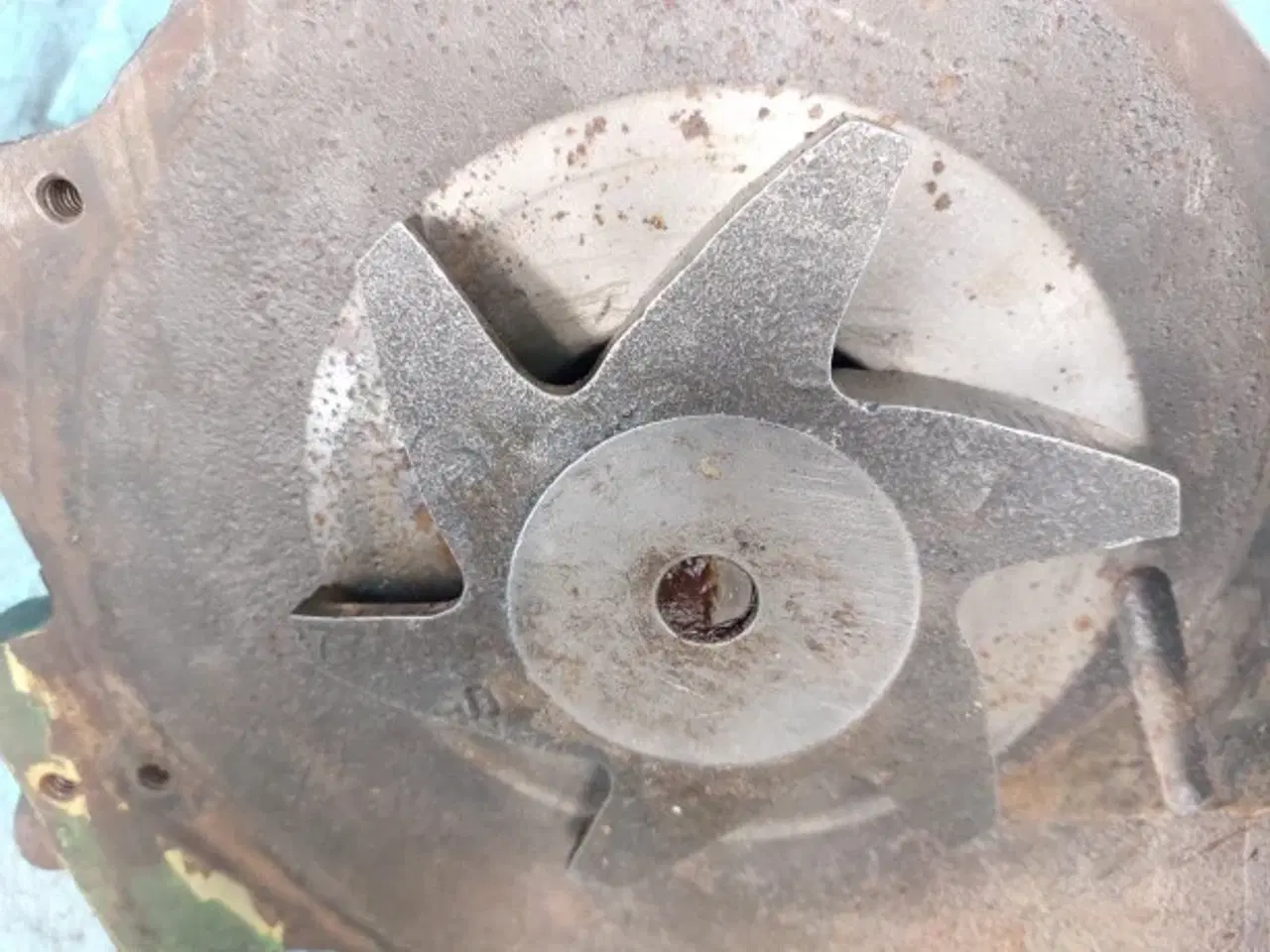 Billede 7 - John Deere 4040 Vandpumpe R61439