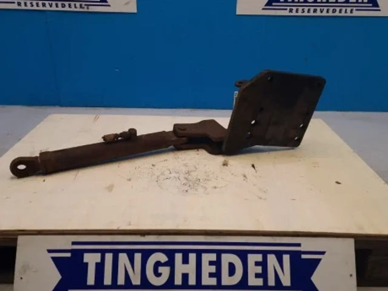 Billede 9 - Ford 7740 Hjælpcylinder F0NNE553CF11B