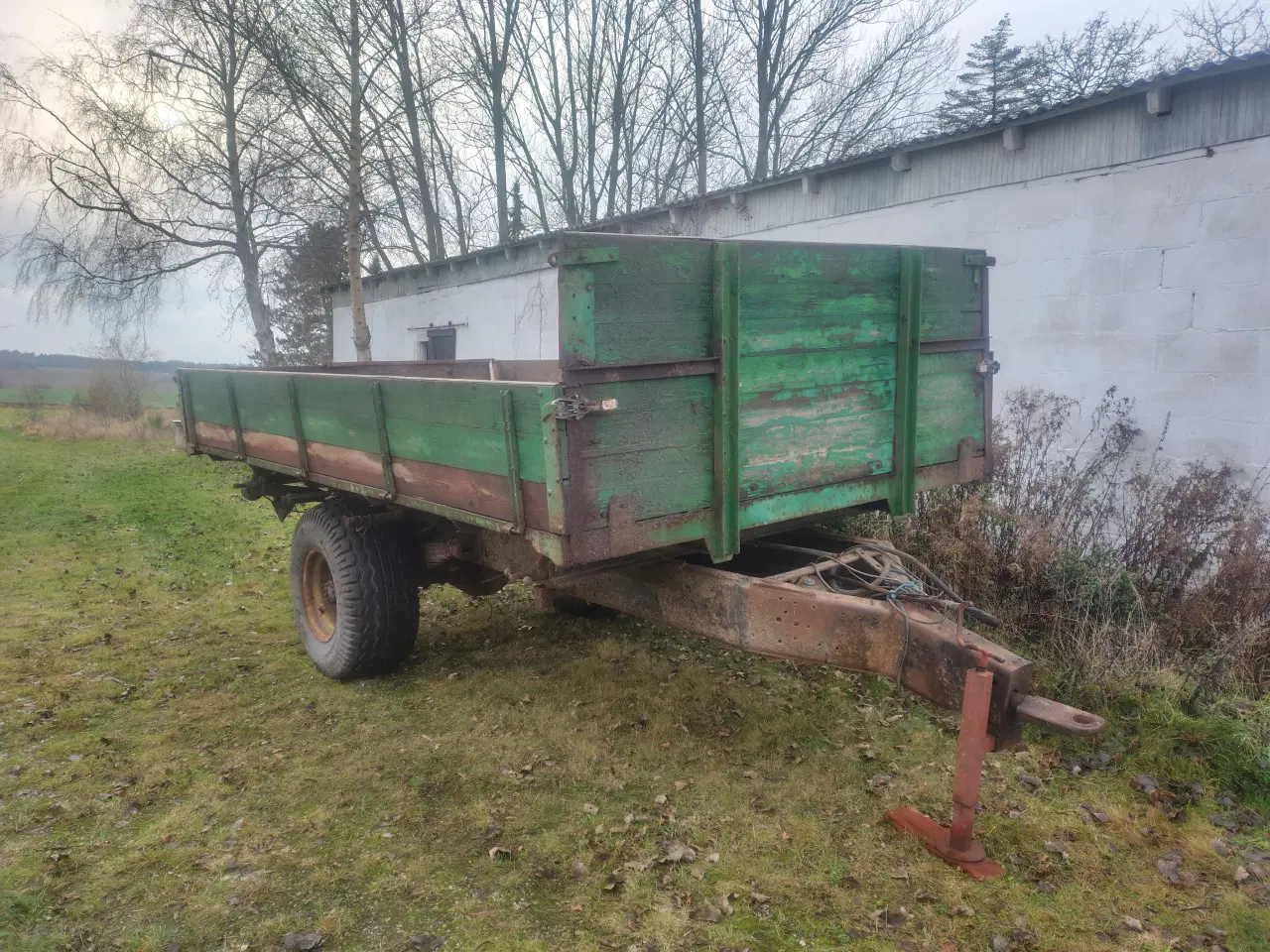 Billede 1 - Tipvogn, velegnet til skovkørsel
