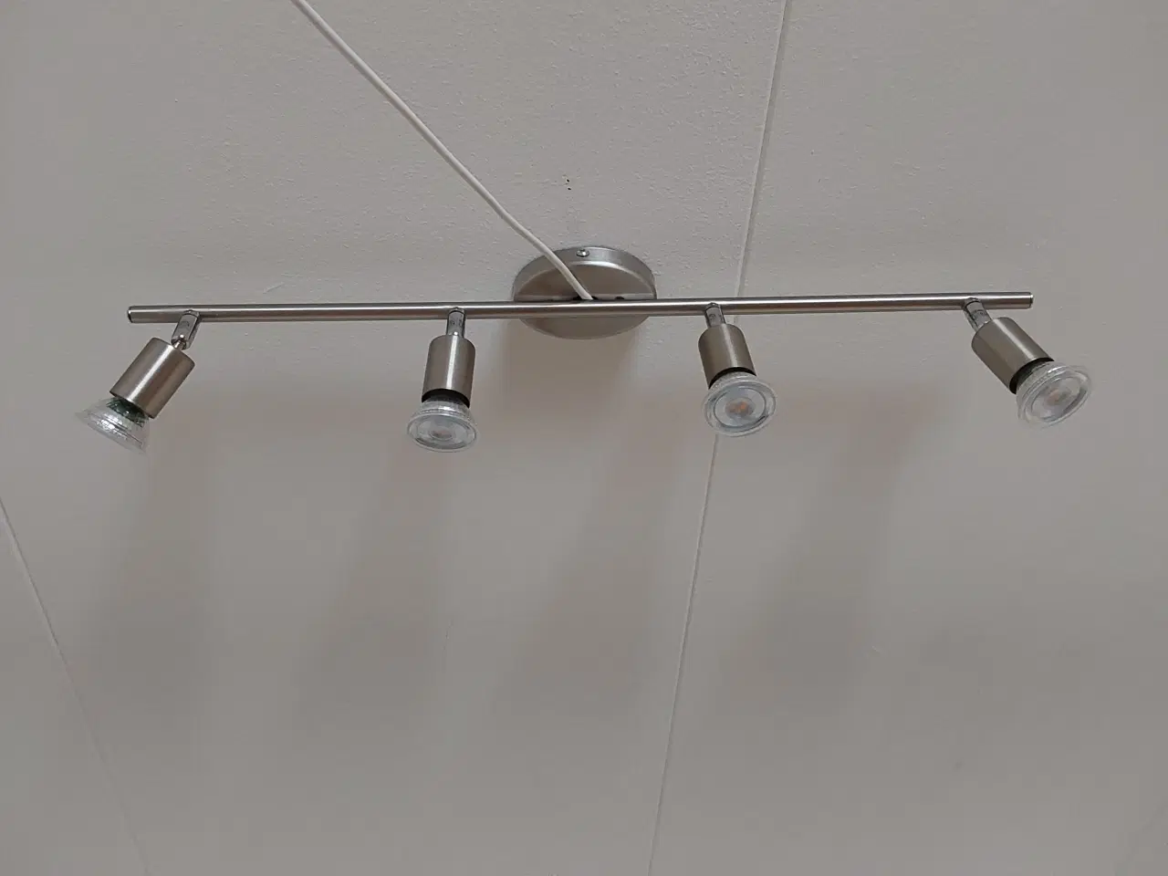 Billede 1 - Spot Eglo Buzz LED med 4 spot i børstet stål