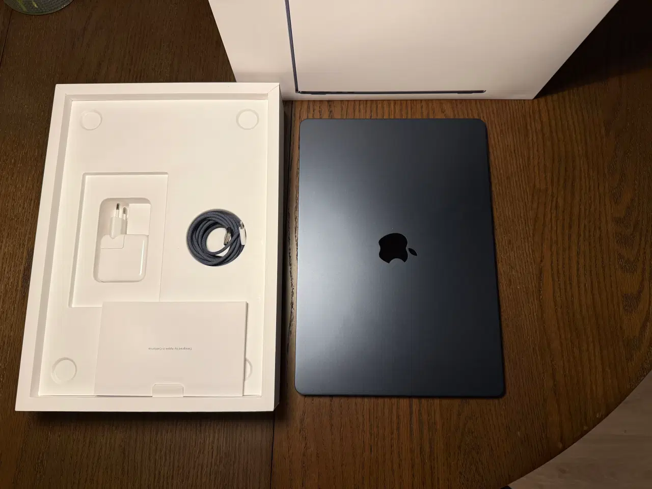 Billede 4 - MacBook Air 15” M2 8/256 GB 2023 99% batteri