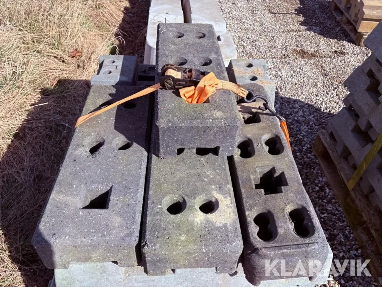 Billede 5 - Mobilhegns fødder ca 30styk