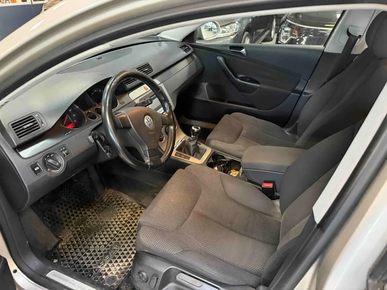 Billede 10 - VW Passat Variant 2,0 FSI Trendline 150HK Stc