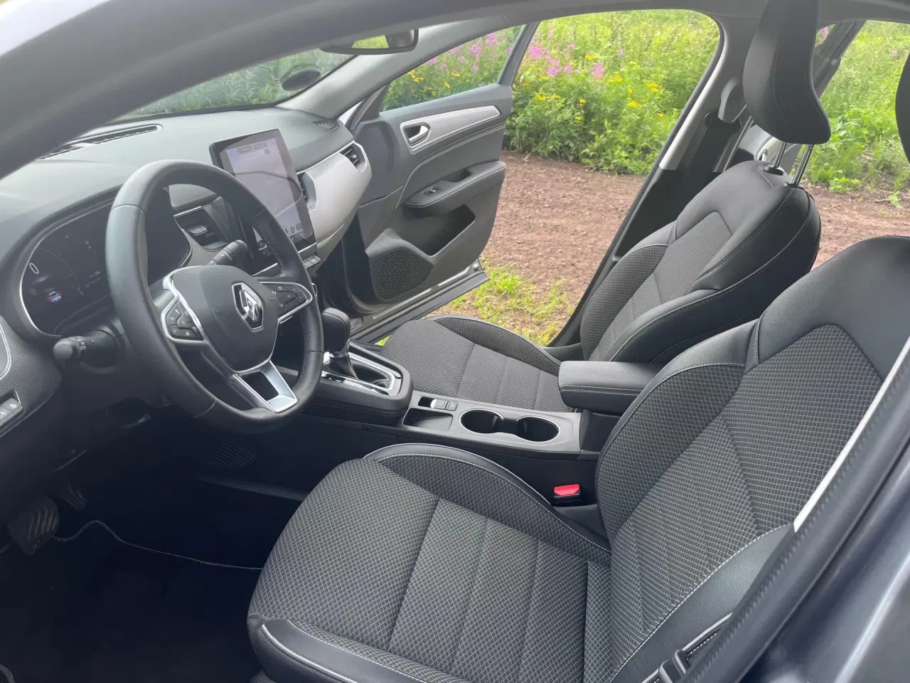 Billede 10 - Flot velholdt Renault Arkana, første indreg. 2023