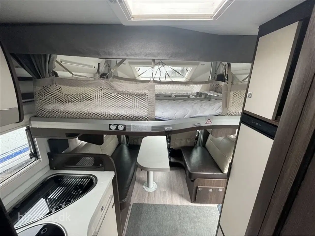 Billede 13 - 2021 - Benimar Tessoro 497   Næsten ny autocamper med Queens Bed fra Hinshøj Caravan