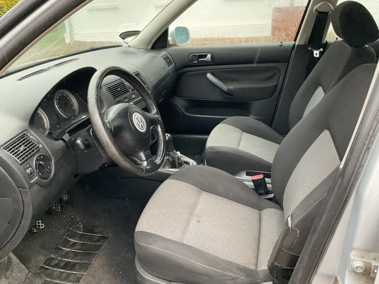 Billede 2 - Sædeovertræk medfølger