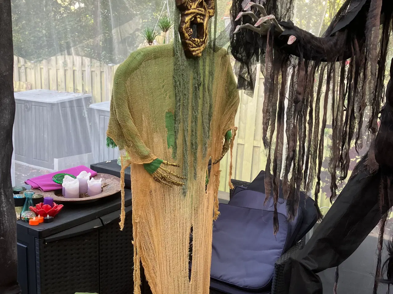 Billede 2 - Halloween udstyr